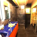 - Xl *